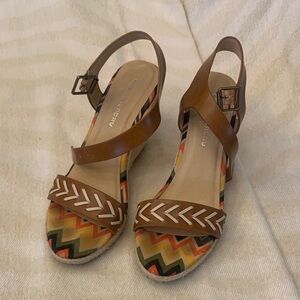 CL by Laundry Brown Multicolor Zigzag Wedges